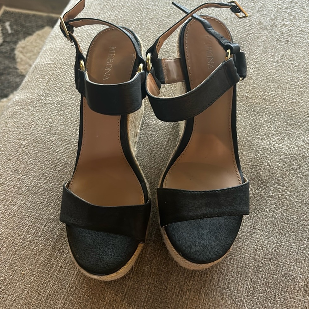 Woman wedges! Great shoes